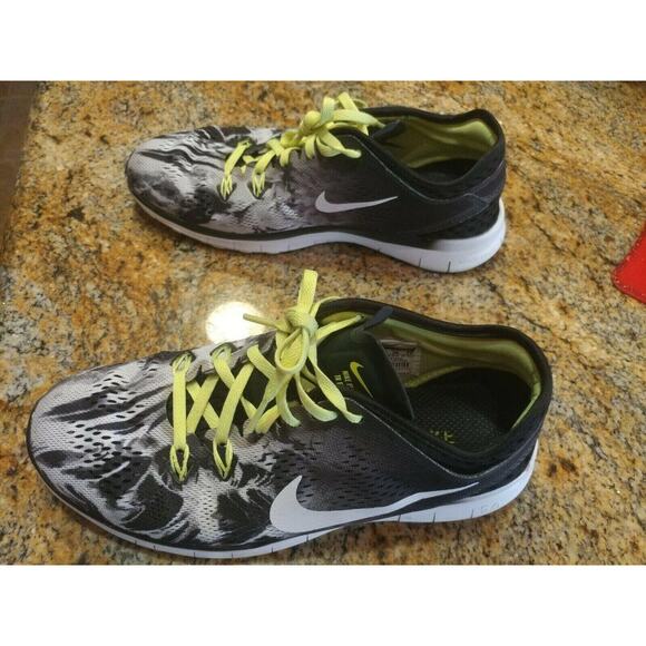 Nike Free 5.0 TR Fit 5 Womens Training Shoes Black/Volt 704695-014 Size US 8 - Picture 4 of 11